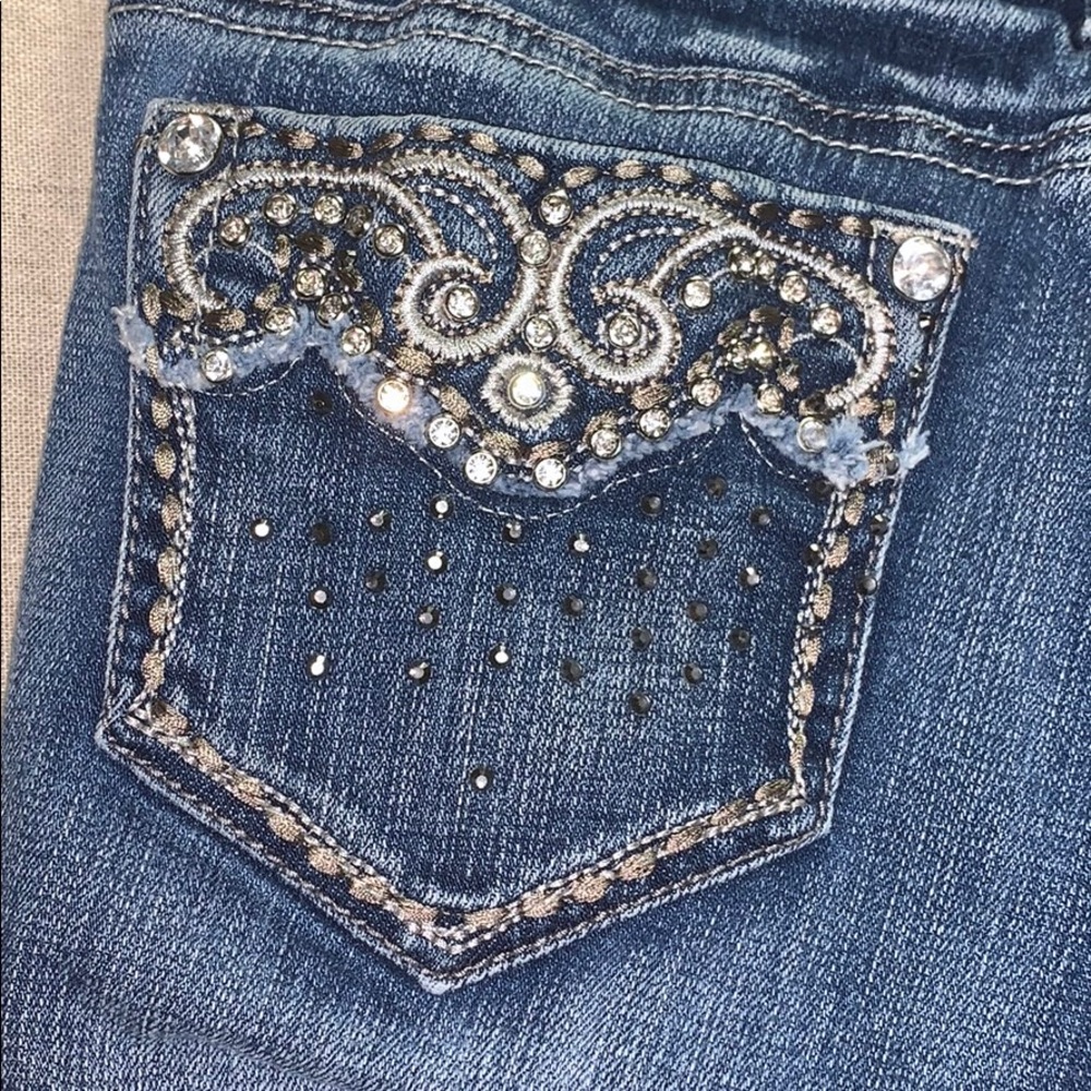 Jeans - Picture 3 of 3